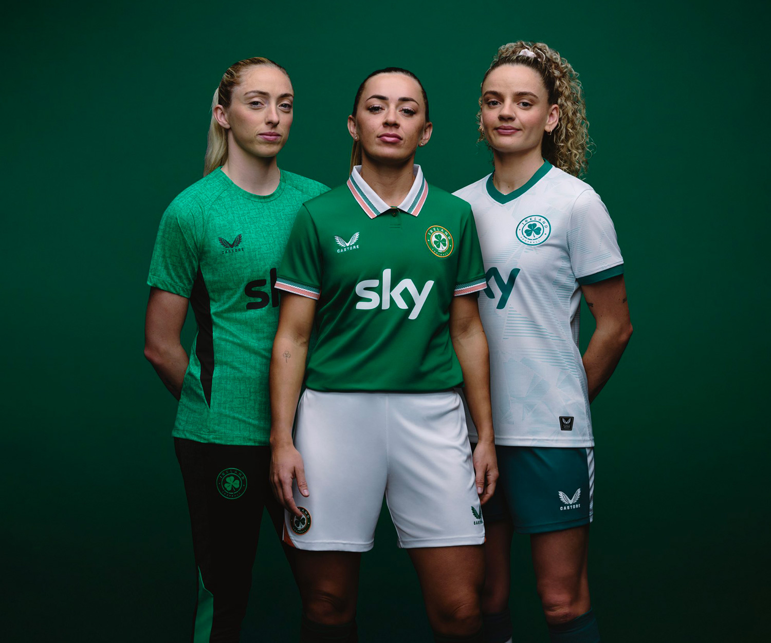 Ireland 25/26 Castore Women’s Home and Away Kits