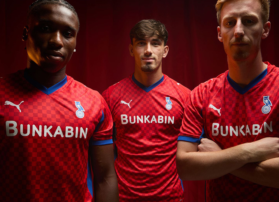 Oldham Athletic 25/26 Puma Away Kit