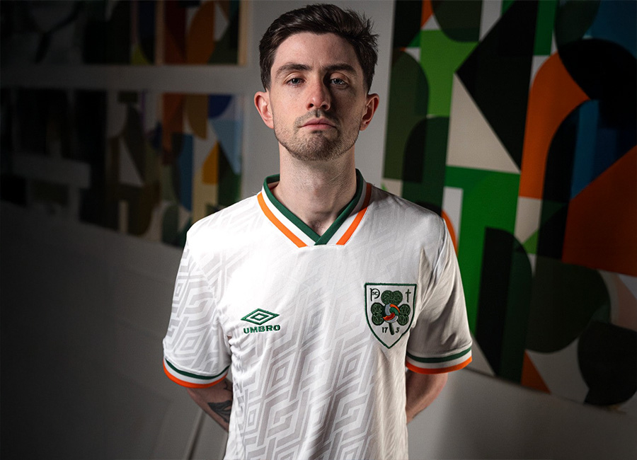 Umbro 17-3 2026 Football Jersey - White