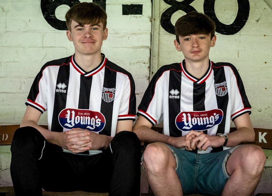 Grimsby Town 2018-19 Errea Home Kit