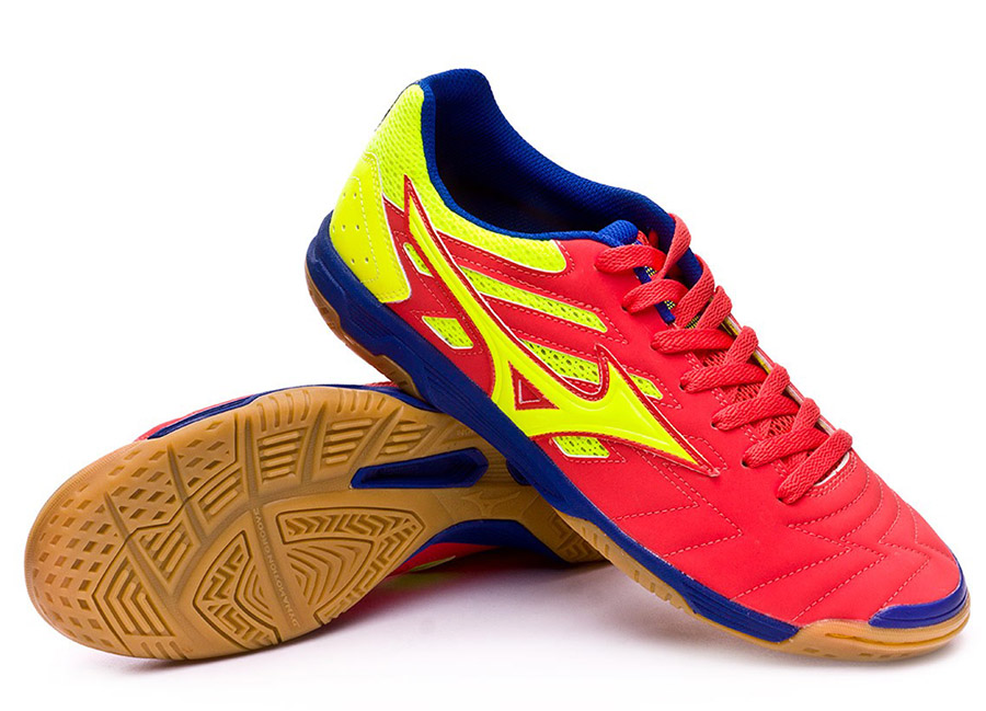 Mizuno Sala Classic 2 IN - Coral / Safety Yellow / Surf the Web