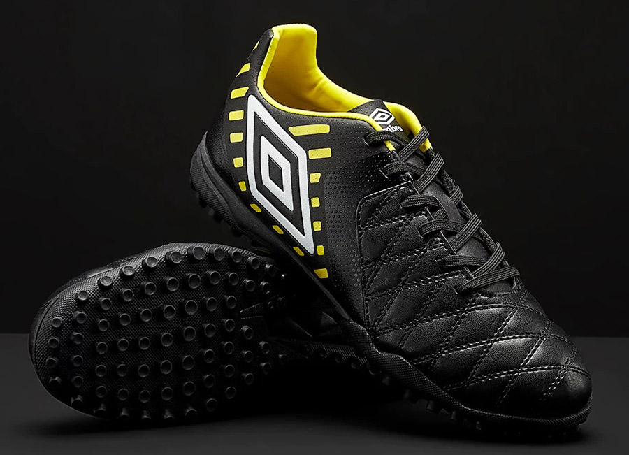 Umbro Medusae II Club TF - Black / White / Golden Kiwi