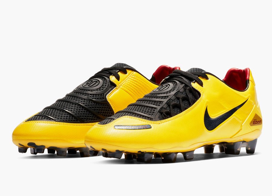 Nike Total 90 Laser SE Football Boots #nikefootball #footballboots #nikesoccer