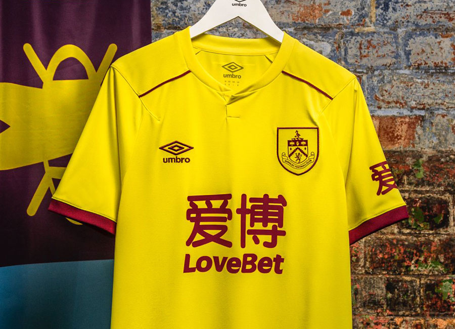 Burnley 2020-21 Umbro Third Kit #Burnley #Burnleyfc #twitterclarets #umbro