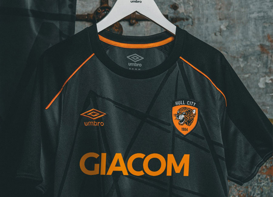 Hull City 2020-21 Umbro Away Kit #hcafc #theTigers #HullCity #umbro
