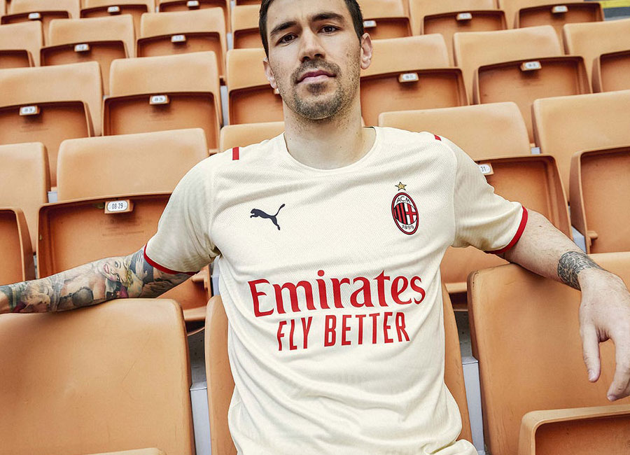 AC Milan 2021-22 Puma Away Kit #MoveLikeMilan #SempreMilan #acmilan #pumafootball