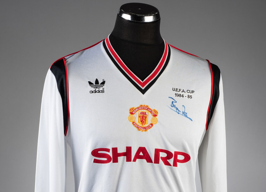 Going, Going, Gone - Bryan Robson's Manchester United 1984-85 UEFA Cup Jersey #ManchesterUnited #manutd #matchworn #mufc #shirtcollector