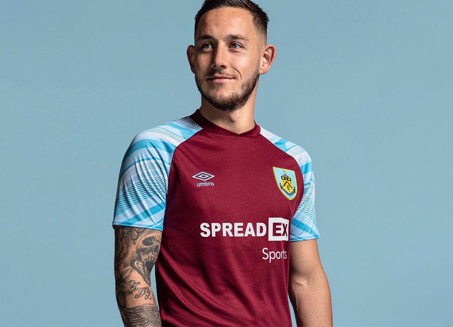 Burnley 2021-22 Umbro Home Kit #Burnley #Burnleyfc #Clarets #umbro