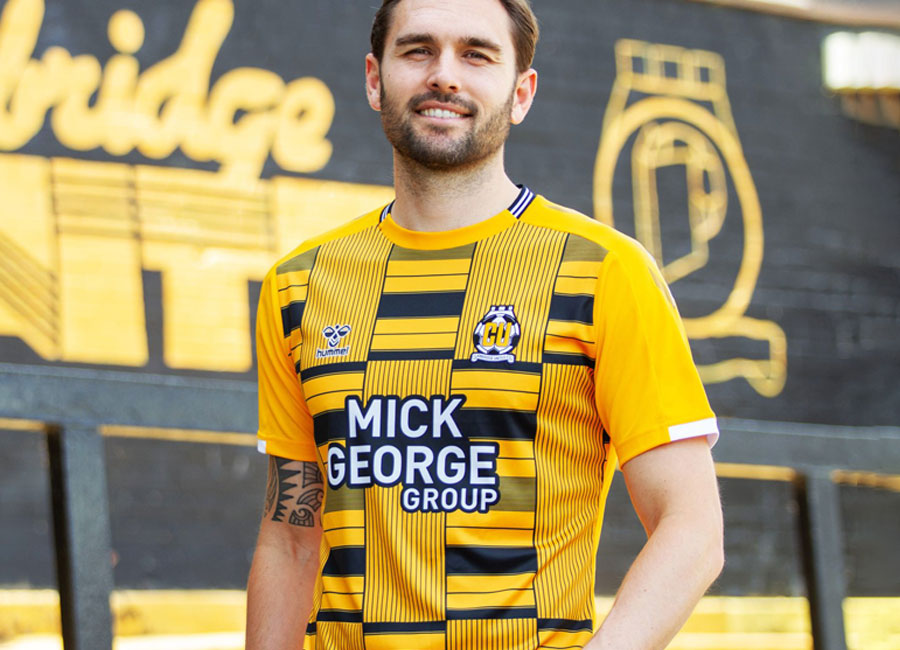Cambridge United 2021-22 Hummel Home Kit #CamUTD #CambridgeUnited #cufc #sharethegame