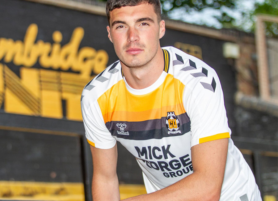 Cambridge United 2021-22 Hummel Third Kit #CamUTD #CambridgeUnited #CambridgeUnitedfc