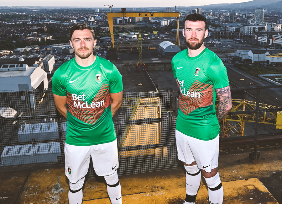 Glentoran 2021-22 Nike Home Kit #WeAreGlentoran #COYG #Glentoran #Glentoranfc #nikefootball