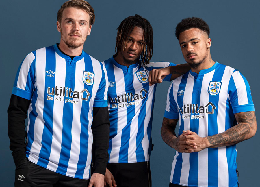 Huddersfield Town 2021-22 Umbro Home Kit #HuddersfieldTown #htafc #umbro