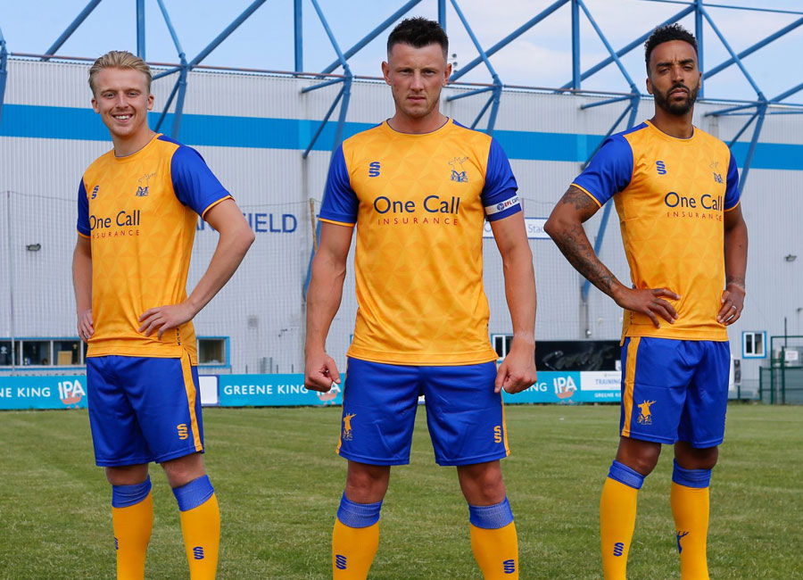 Mansfield Town 2021-22 Surridge Home Kit #MansfieldTownFC #MansfieldTown #surridgesport