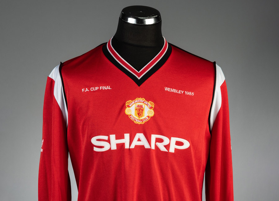 Going, Going, Gone - Mike Duxbury's Manchester United 1985 FA Cup Final Jersey #ManchesterUnited #manutd #matchworn #mufc #shirtcollector