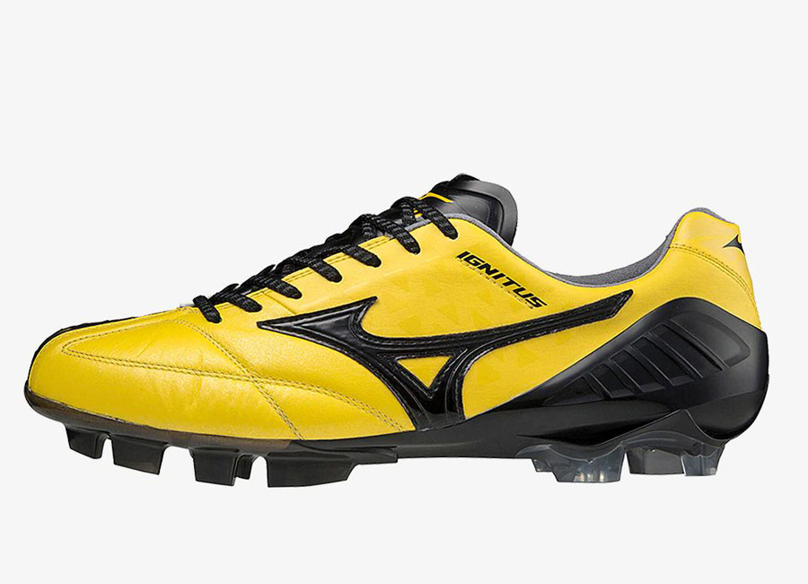 Mizuno Wave Ignitus Japan FG - Cyber Yellow / Black #footballboots #Mizuno #football #Mizunofootball
