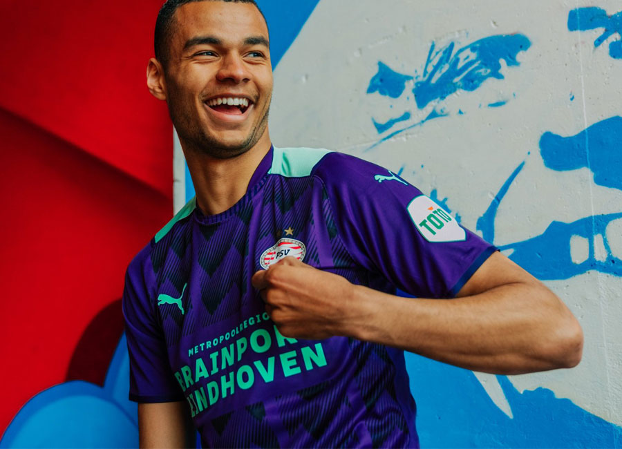 PSV 2021-22 Puma Away Kit #psv #psveindhoven #FeelTheElectricity