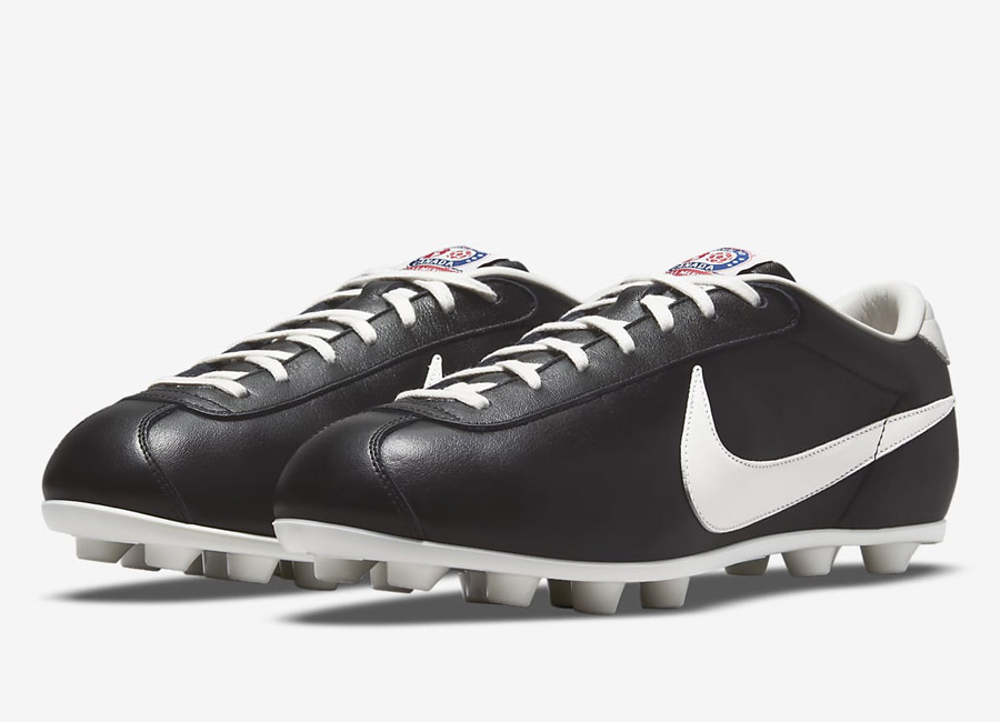 The Nike 1971 Football Boot - Black / White #footballboots #nikefootball