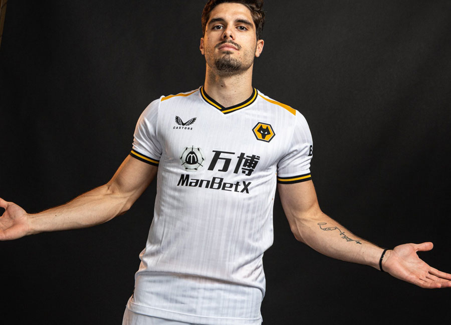 Wolverhampton Wanderers 2021-22 Castore Third Kit #WolverhamptonWanderers #wolvesfc #wwfc