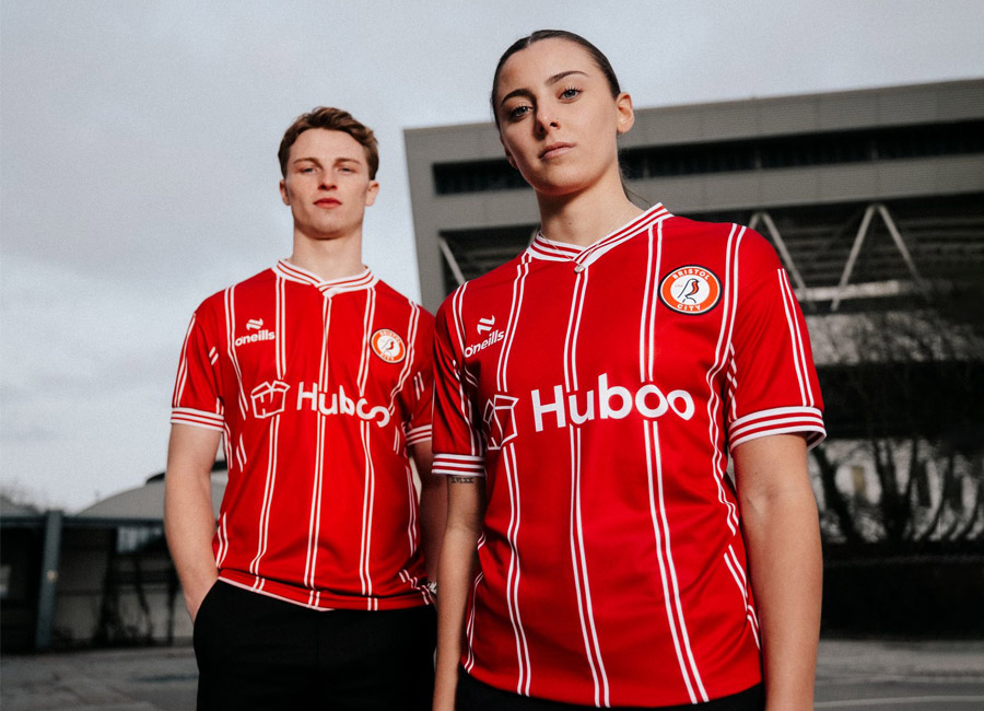 Bristol City 2023-24 O'Neills Home Kit