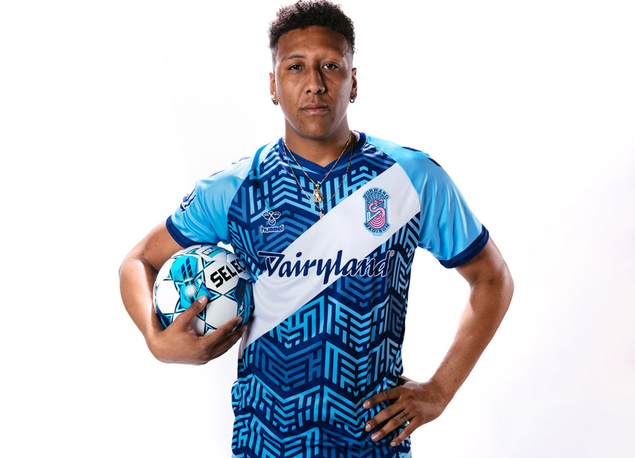 Forward Madison 2023-24 Hummel Home Kit