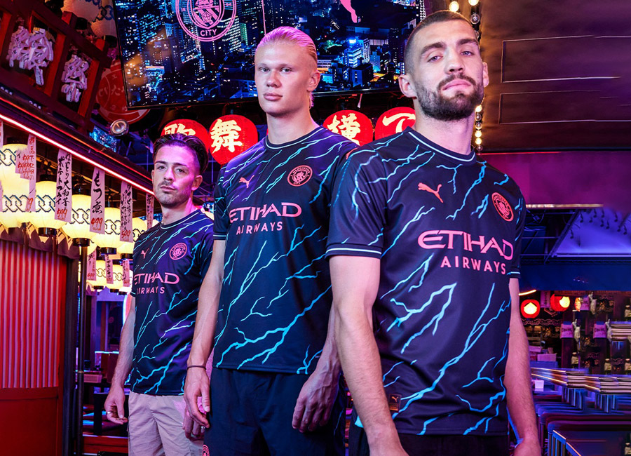 Manchester City 2023-24 Puma Third Kit