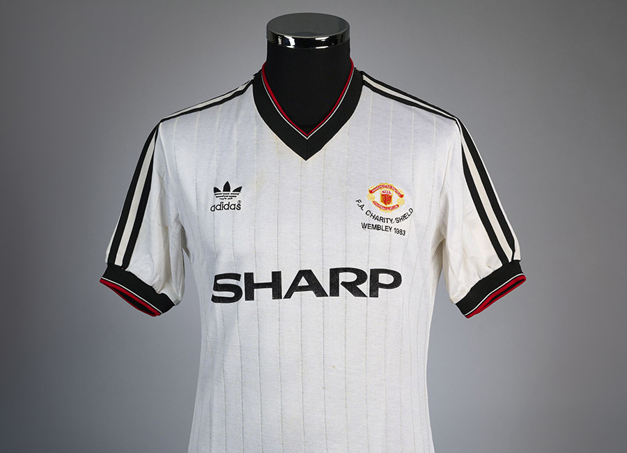 Manchester United 1983 FA Charity Shield Shirt