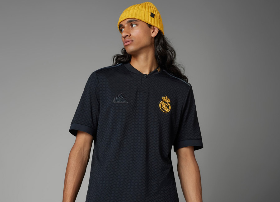 Real Madrid 23/24 Adidas Lifestyler Third Jersey