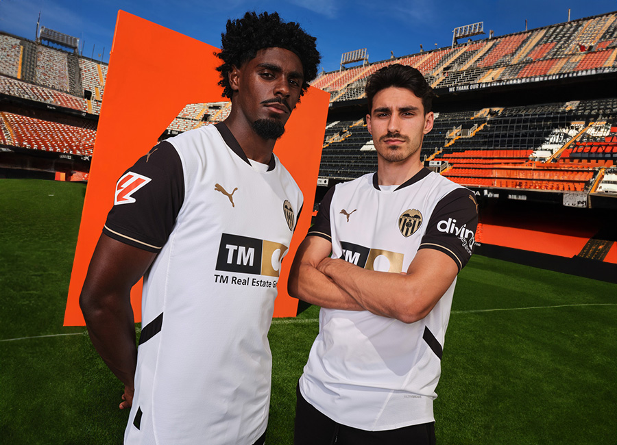 Valencia 24/25 Puma Home Kit