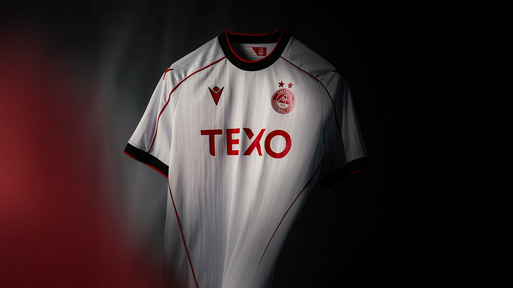 Aberdeen 26/27 Macron Away Kit
