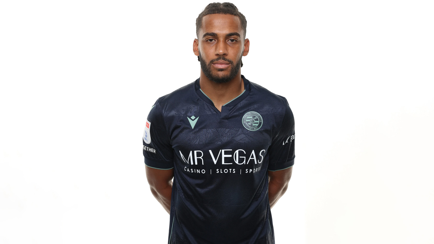 Reading 26/27 Macron Away Kit