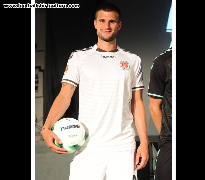 St-Pauli-2014-2015-hummel-Away-football-shirt-kit-5
