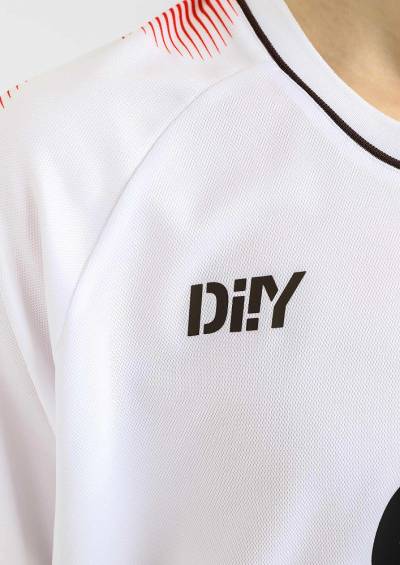 st_pauli_2023_24_diyy_away_kit_g.jpeg