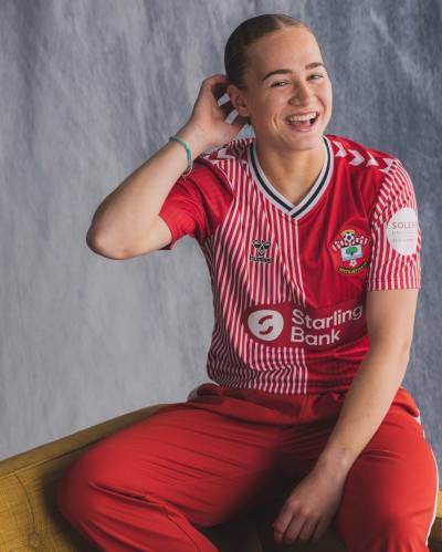 southampton_2023_24_hummel_home_kit_a.jpeg