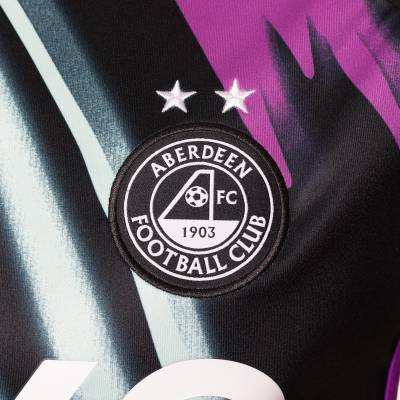 aberdeen_2023_24_adidas_away_kit_e.jpeg
