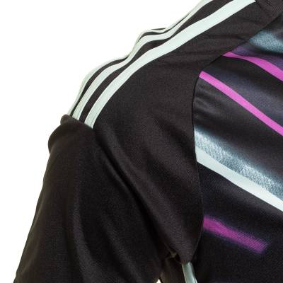 aberdeen_2023_24_adidas_away_kit_h.jpeg