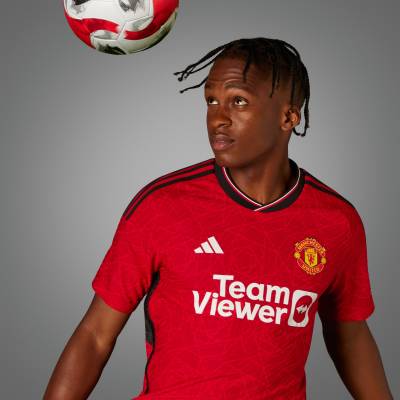 manchester_united_2023_24_adidas_home_kit_h1.jpg