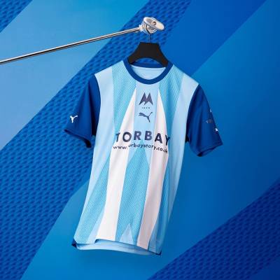 torquay_united_2023_24_puma_home_away_kits_b.jpeg