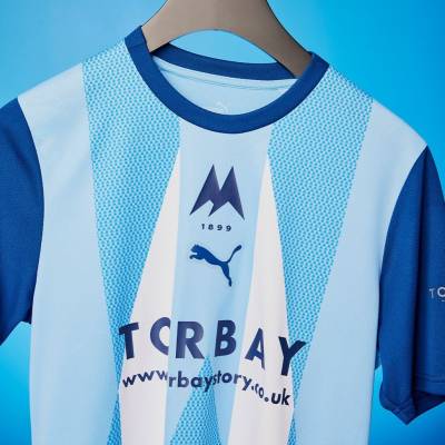 torquay_united_2023_24_puma_home_away_kits_c.jpeg