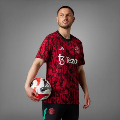 manchester_united_2023_24_pre_match_jersey_mufc_red_black_a1.jpg