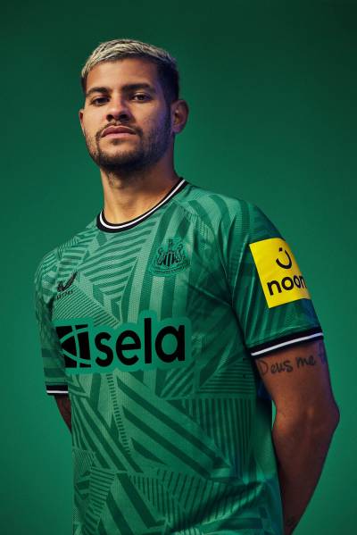 newcastle_united_2023_24_castore_away_kit_1.jpeg