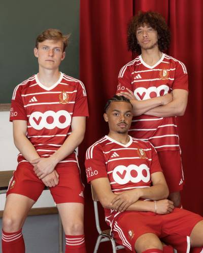 standard_de_liege_2023_24_adidas_home_kit_b.jpeg