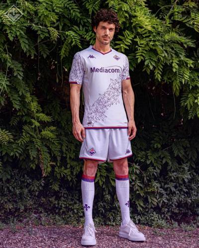 fiorentina_2023_24_kappa_away_kit_f.jpeg