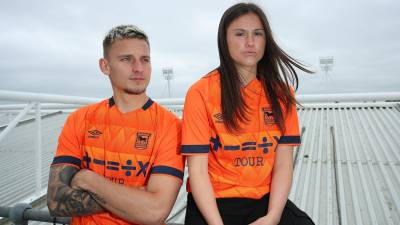 ipswich_town_2023_24_umbro_away_kit_d.jpeg