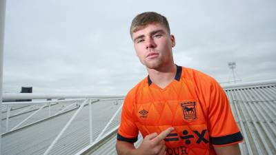 ipswich_town_2023_24_umbro_away_kit_f.jpeg