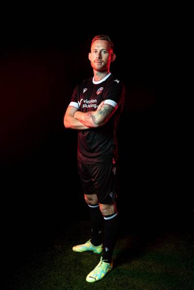 bolton_wanderers_2023-24_macron_away_kit_d.jpeg