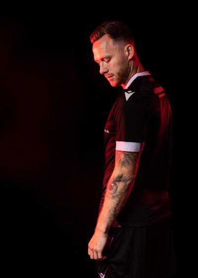 bolton_wanderers_2023-24_macron_away_kit_e.jpeg