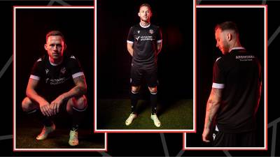 bolton_wanderers_2023-24_macron_away_kit_g.jpeg