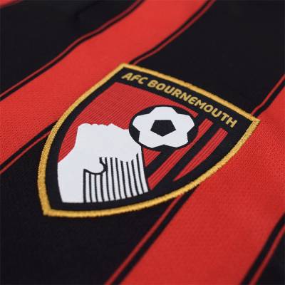 bournemouth_2023_24_umbro_home_kit_3.jpg