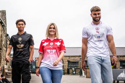 barnsley_2023-24_puma_away_kit_e.jpeg