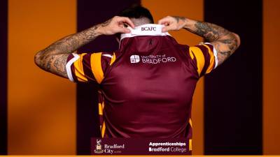 bradford_city_2023_24_macron_home_kit_c.jpeg